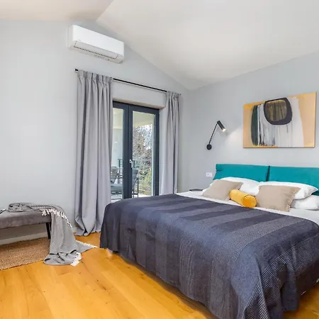 Amazing Home In Marcana 別荘 *